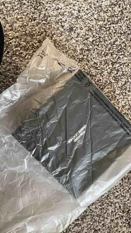 Customer photo for "Dirty and open product"