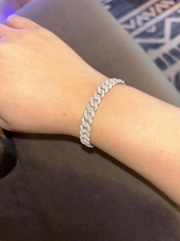 Review Thumbnail Image 0 229855445