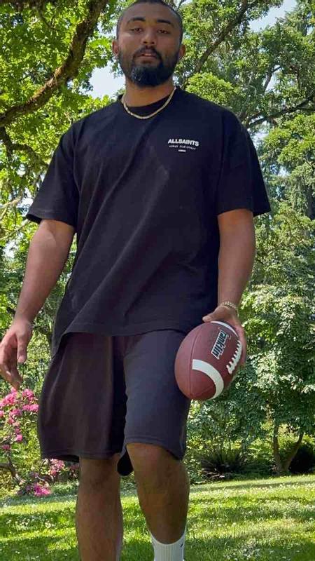 Review Thumbnail Image 2 242250875