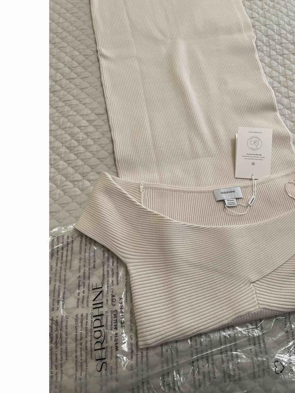 Review Thumbnail Image 0 235623838