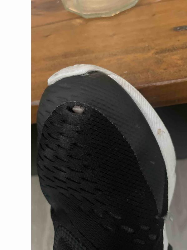 poor upper fabric quality