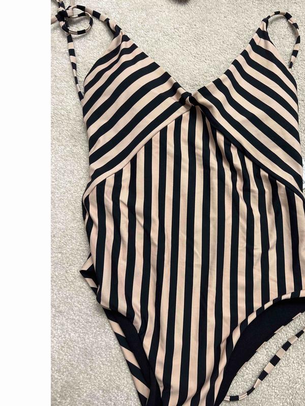 Review Thumbnail Image 0 228684308