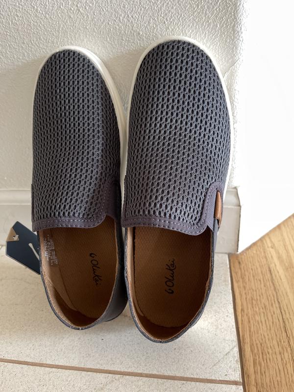 Customer photo for "Love OluKai shoes"
