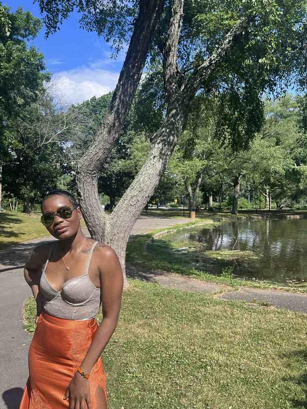 Review Thumbnail Image 0 218387074