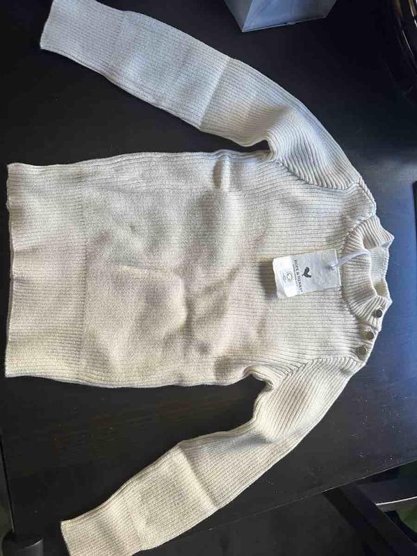 Review Thumbnail Image 0 237641445