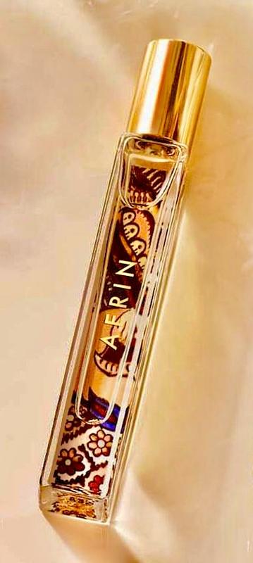 Customer photo for "A lovely scent"