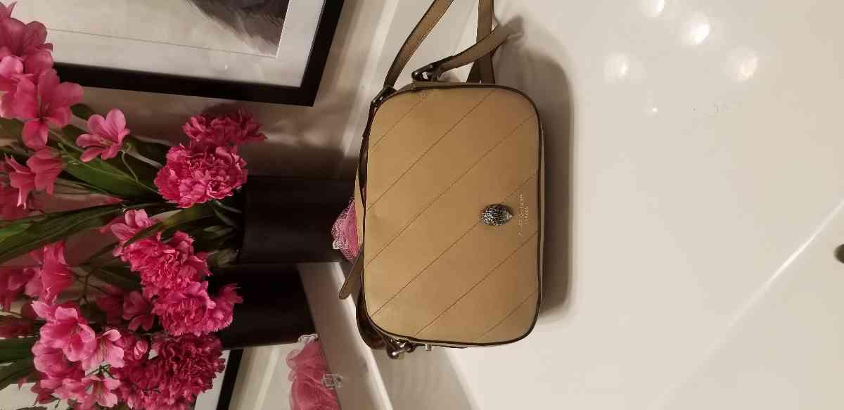 Review Thumbnail Image 1 210270814