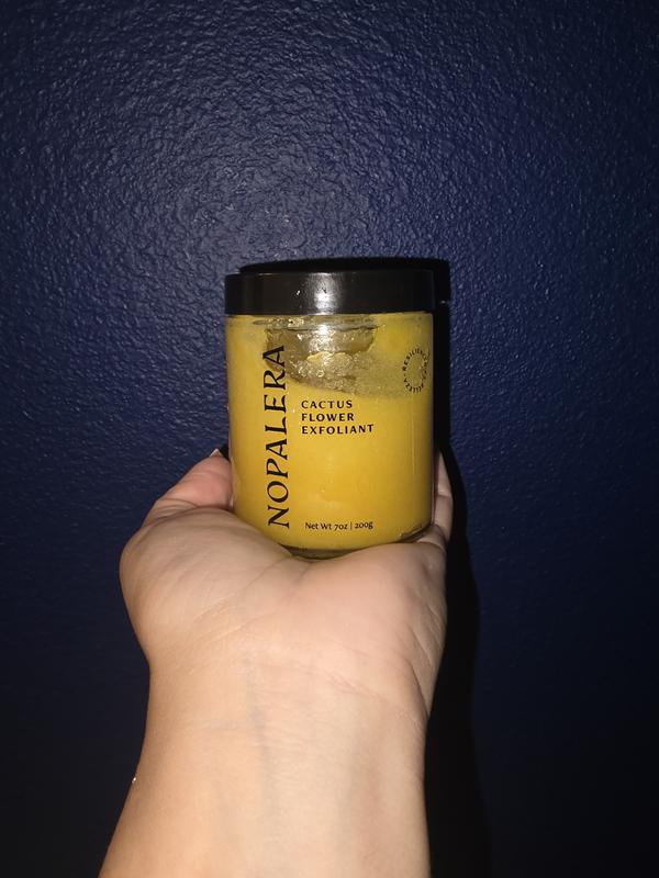 Customer photo for "Exfoliant must have"