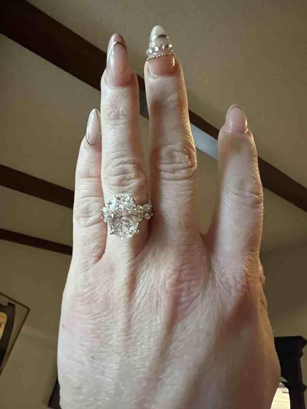 Review Thumbnail Image 0 248728249