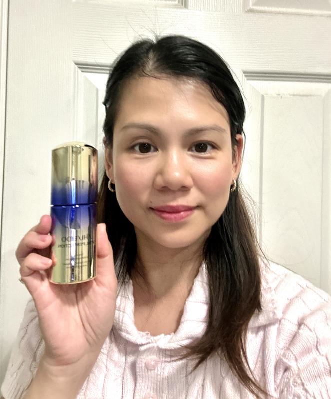 Customer photo for "I love a good serum"