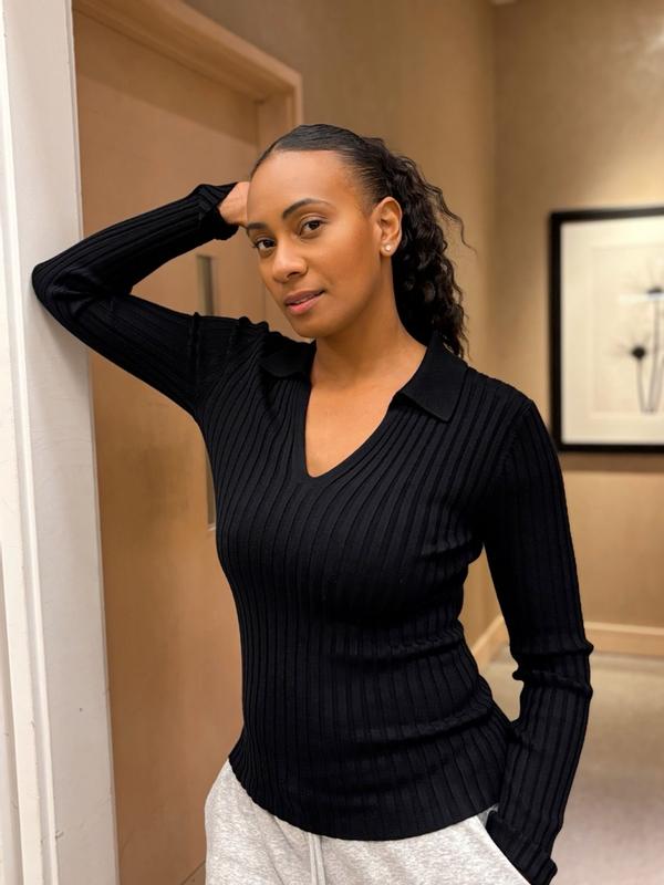 I’m wearing a size small, and the fit is just righ