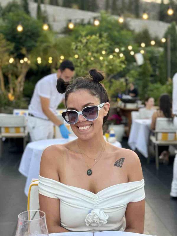 Review Thumbnail Image 0 235929298