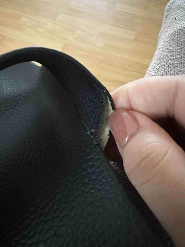 Customer photo for "poor quality for the price"