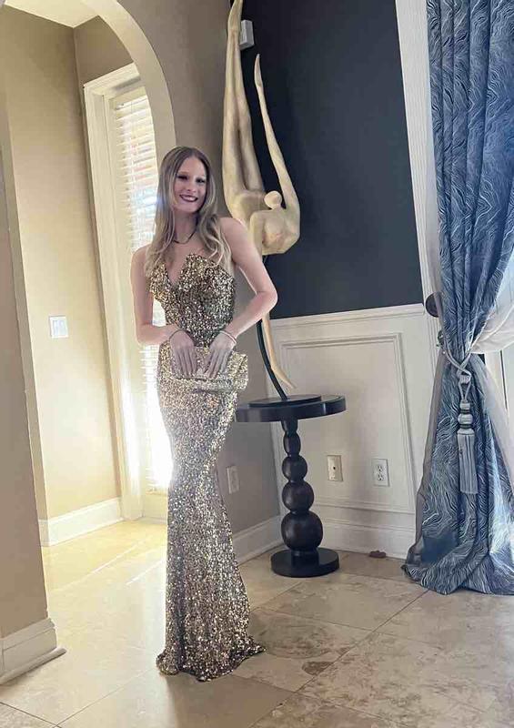 Review Thumbnail Image 0 233332321