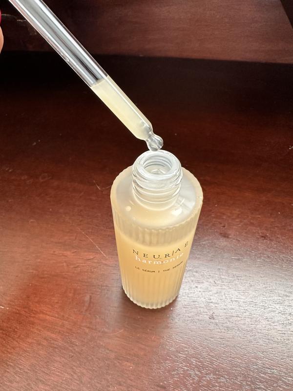 Customer photo for "Lightweight Fresh Scented Serum"