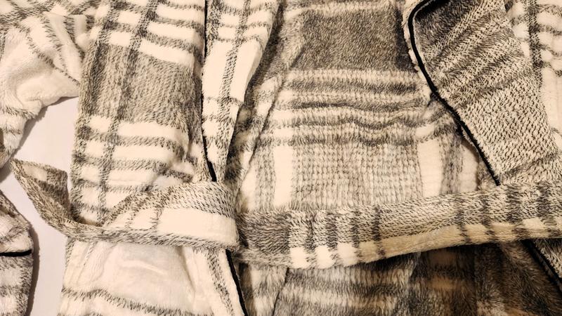 Review Thumbnail Image 2 229110770