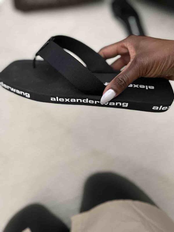 Review Thumbnail Image 0 216141155