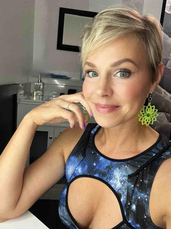 Review Thumbnail Image 0 231947806