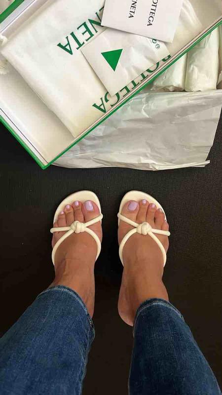 Review Thumbnail Image 0 235585016