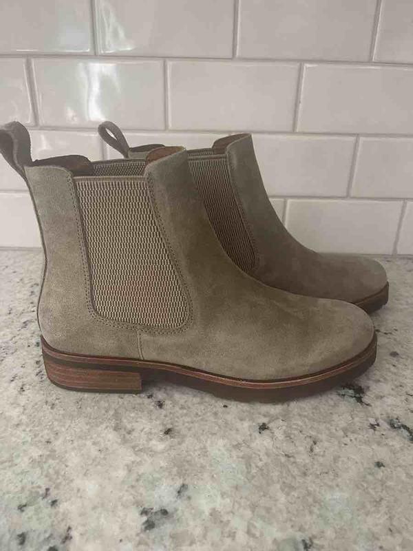 Review Thumbnail Image 0 235135125