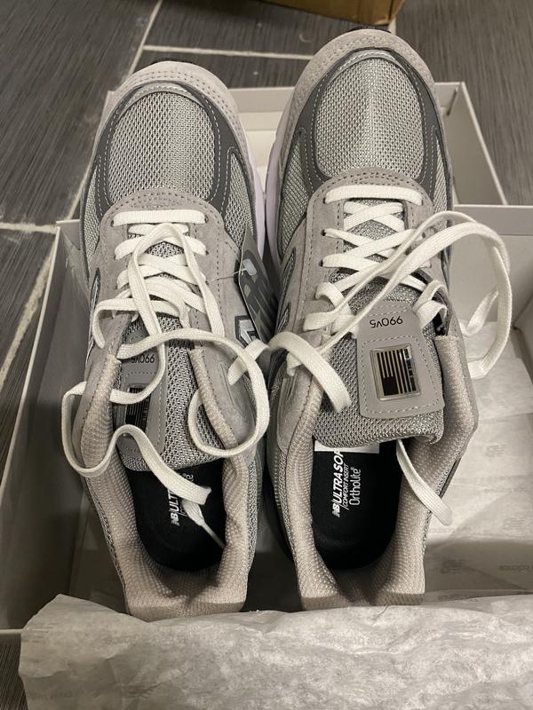 Customer photo for "SHOESDONTMATCH"