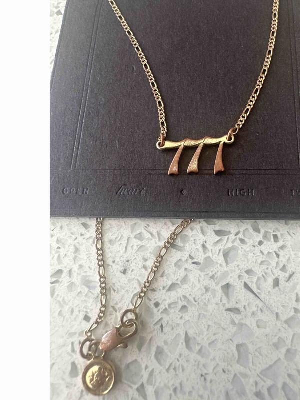 Review Thumbnail Image 0 234869662