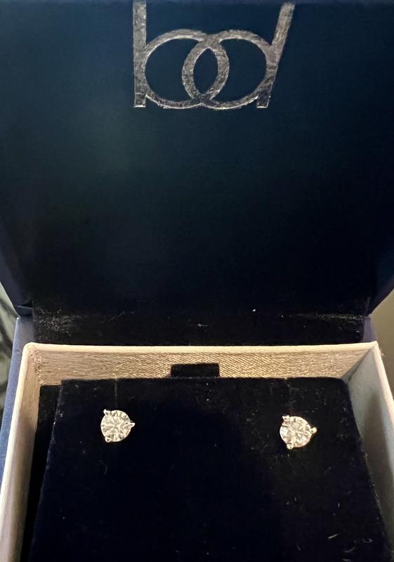 Review Thumbnail Image 0 246137273