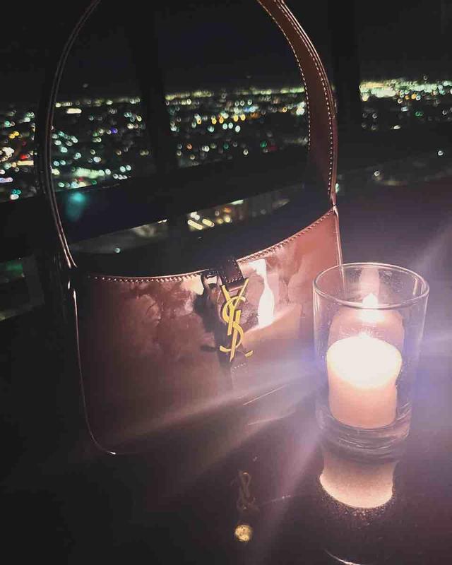 Review Thumbnail Image 0 231610395