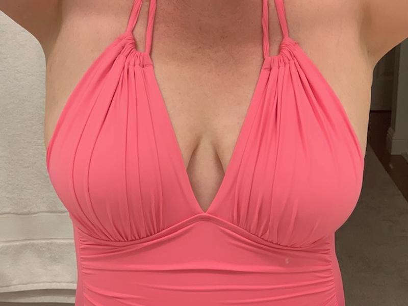 Customer photo for "Not for large chested women"