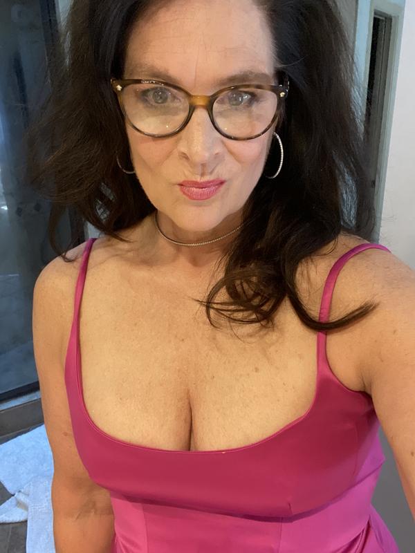 Customer photo for "Quality dress, very sexy and well made!"