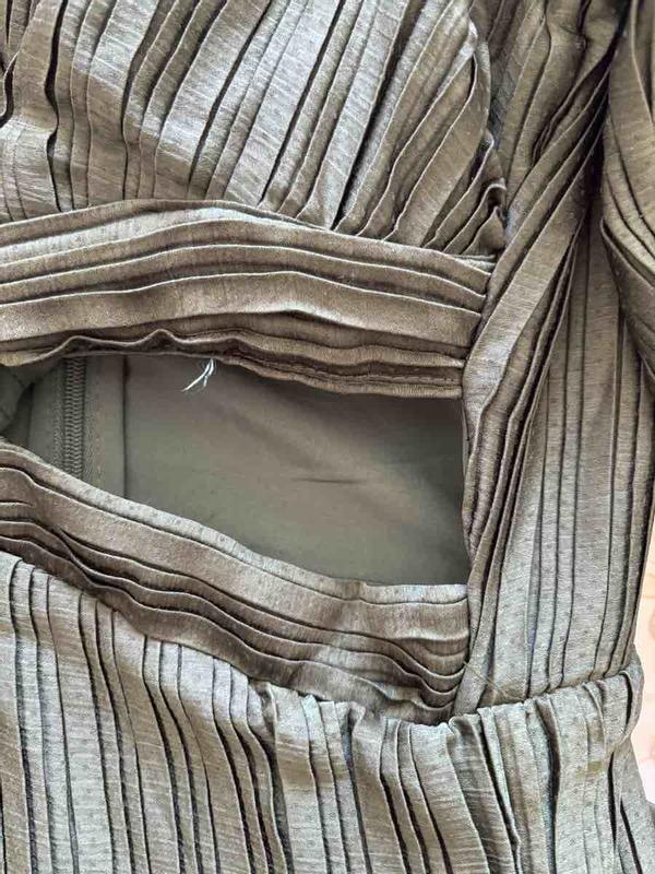 Review Thumbnail Image 4 234440121