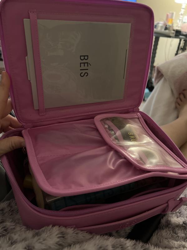 Customer photo for "Perfect Makeup Case"