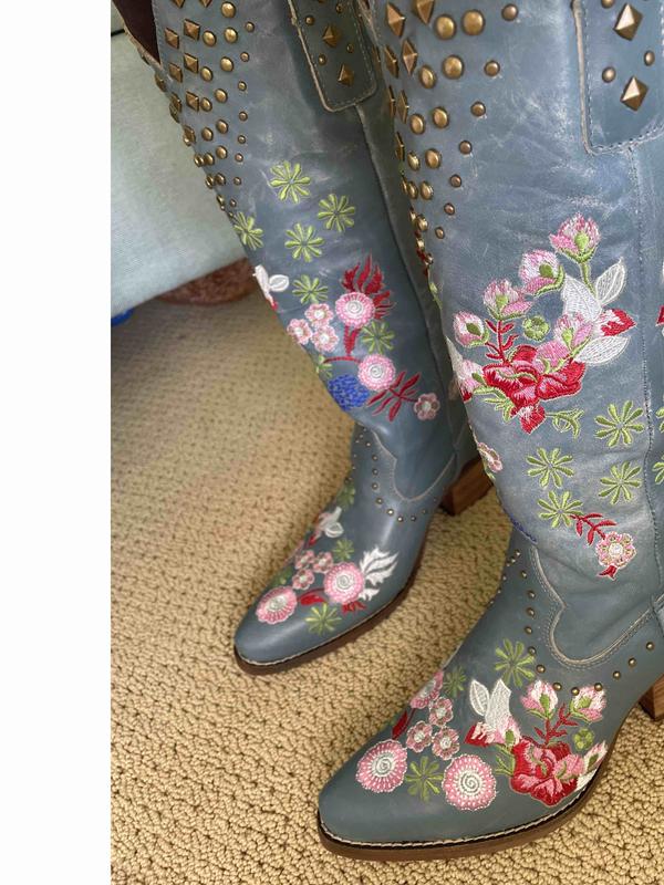 Review Thumbnail Image 0 216786176