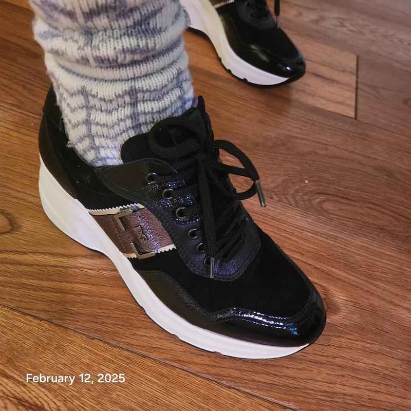 Review Thumbnail Image 0 239746911