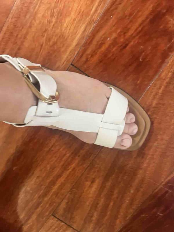 Review Thumbnail Image 0 242759514