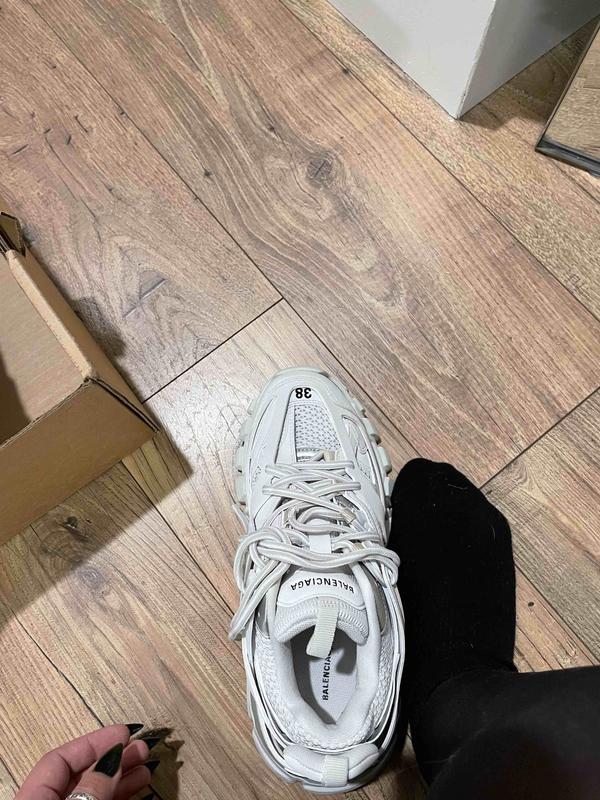 Review Thumbnail Image 0 212977110