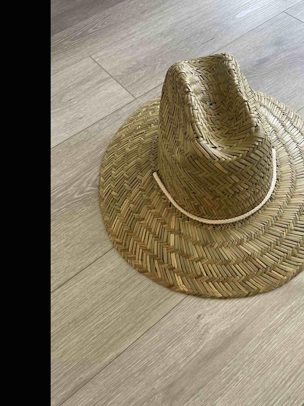 Review Thumbnail Image 0 243564318