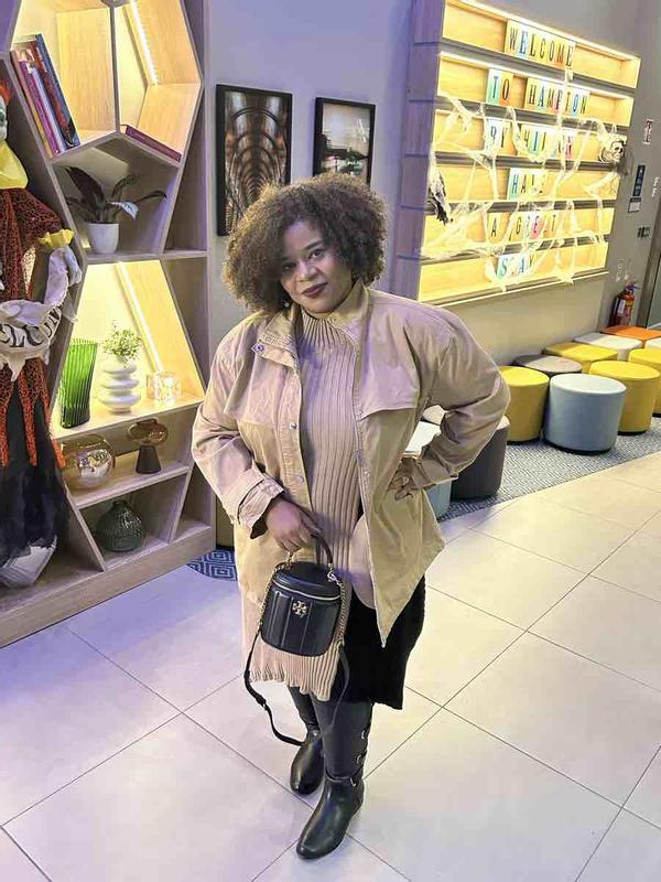 Review Thumbnail Image 0 220942652