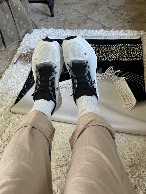 Review Thumbnail Image 0 235355725