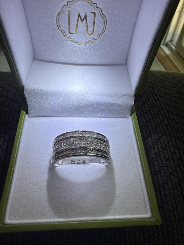 Review Thumbnail Image 0 243338395