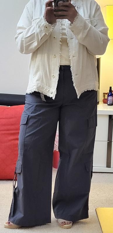 Customer photo for "Great pants, looks fantastic on and fit perfectly"