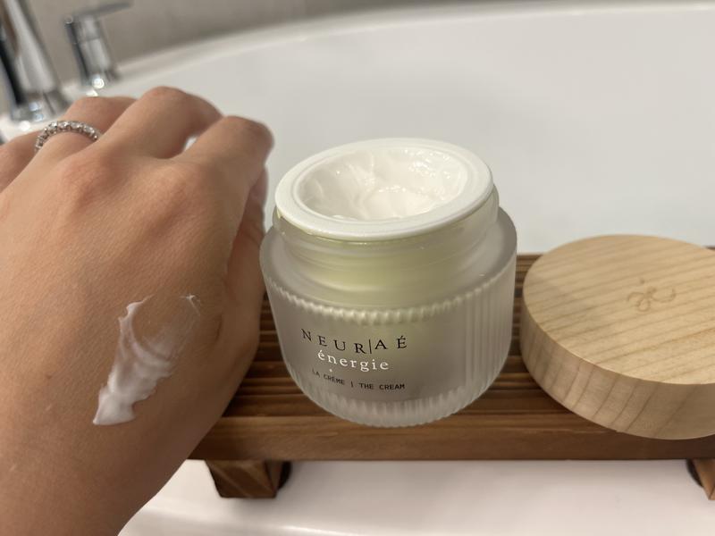 Review Thumbnail Image 3 233586361