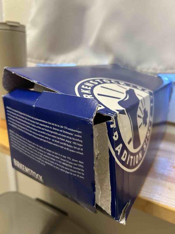 Customer photo for "came damaged and used"