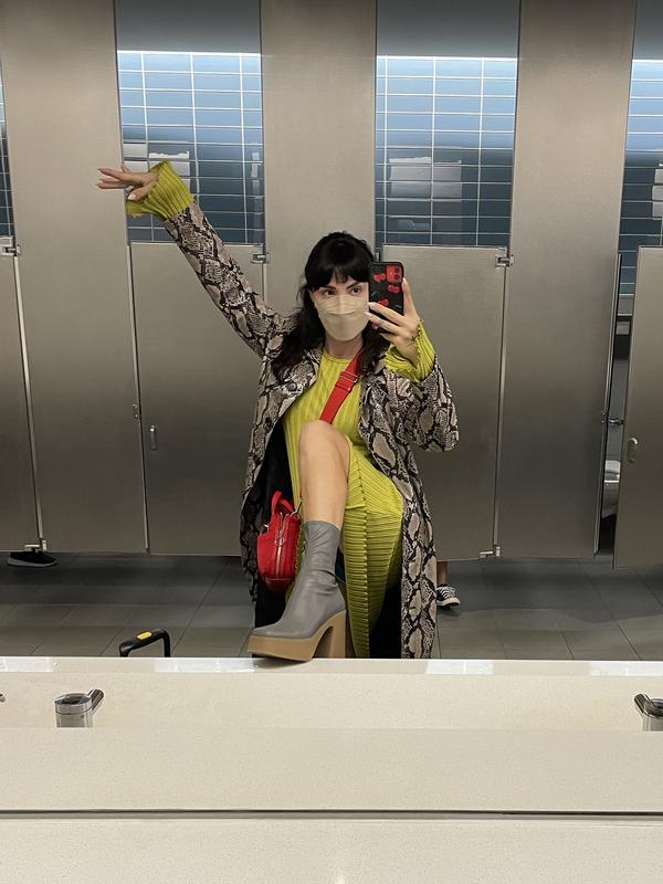 Review Thumbnail Image 0 210990790