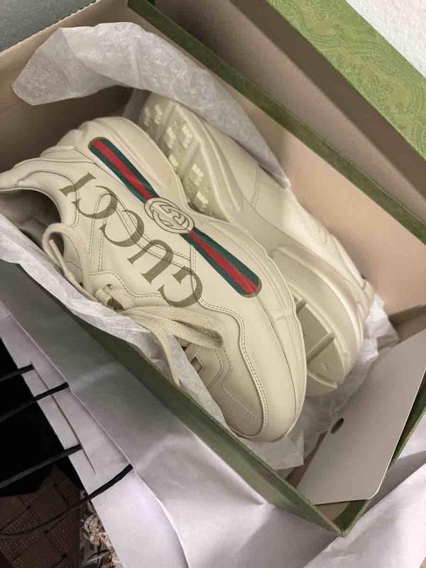 Customer photo for "cute sneaker bad packaging"