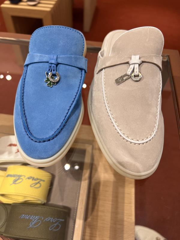 Review Thumbnail Image 0 217673731