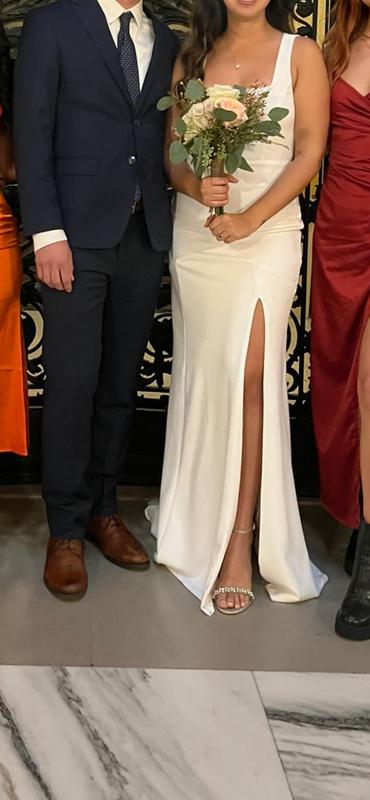 Review Thumbnail Image 0 229792327