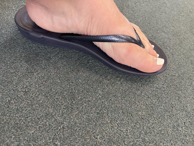 Customer photo for "Support flip flops"