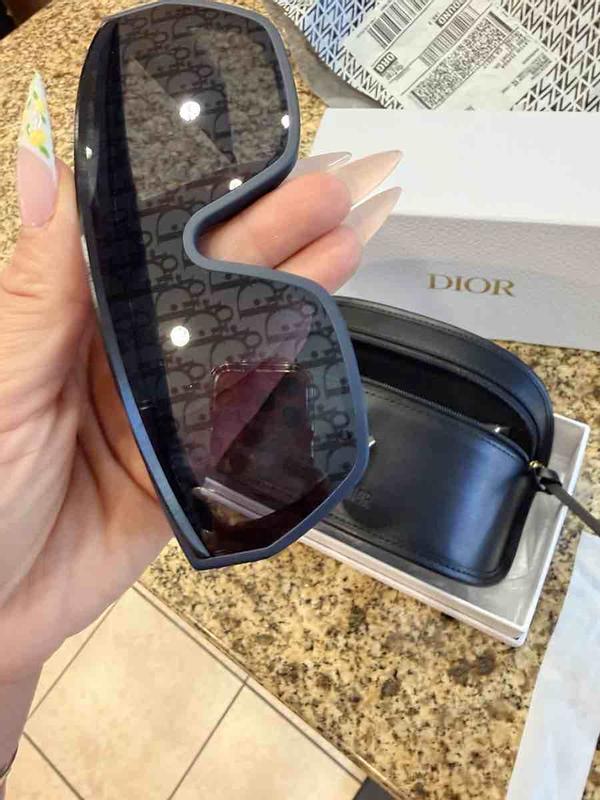 Review Thumbnail Image 1 249440938