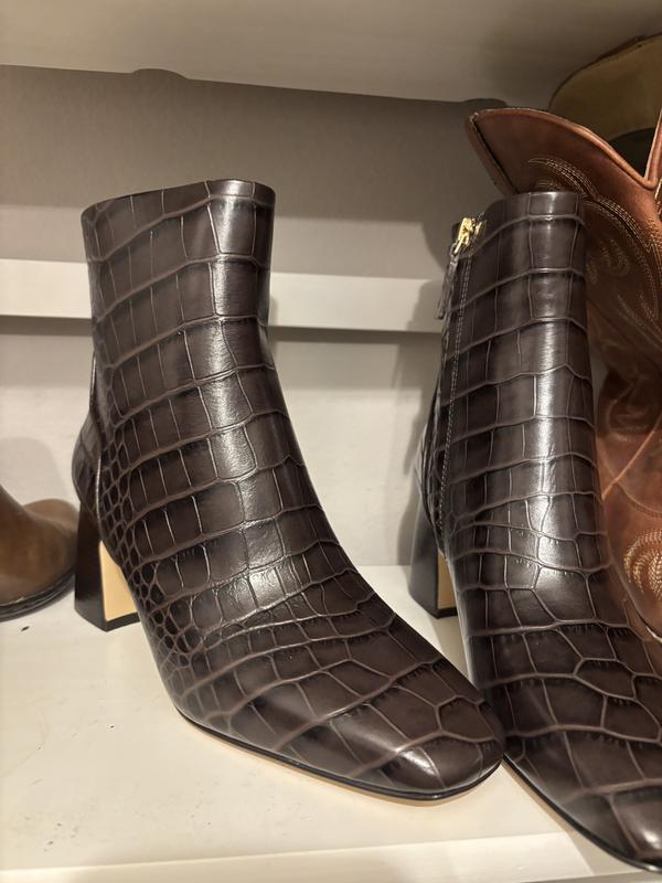 Review Thumbnail Image 0 248450583